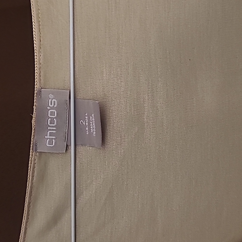 Blouse - Picture 2 of 4